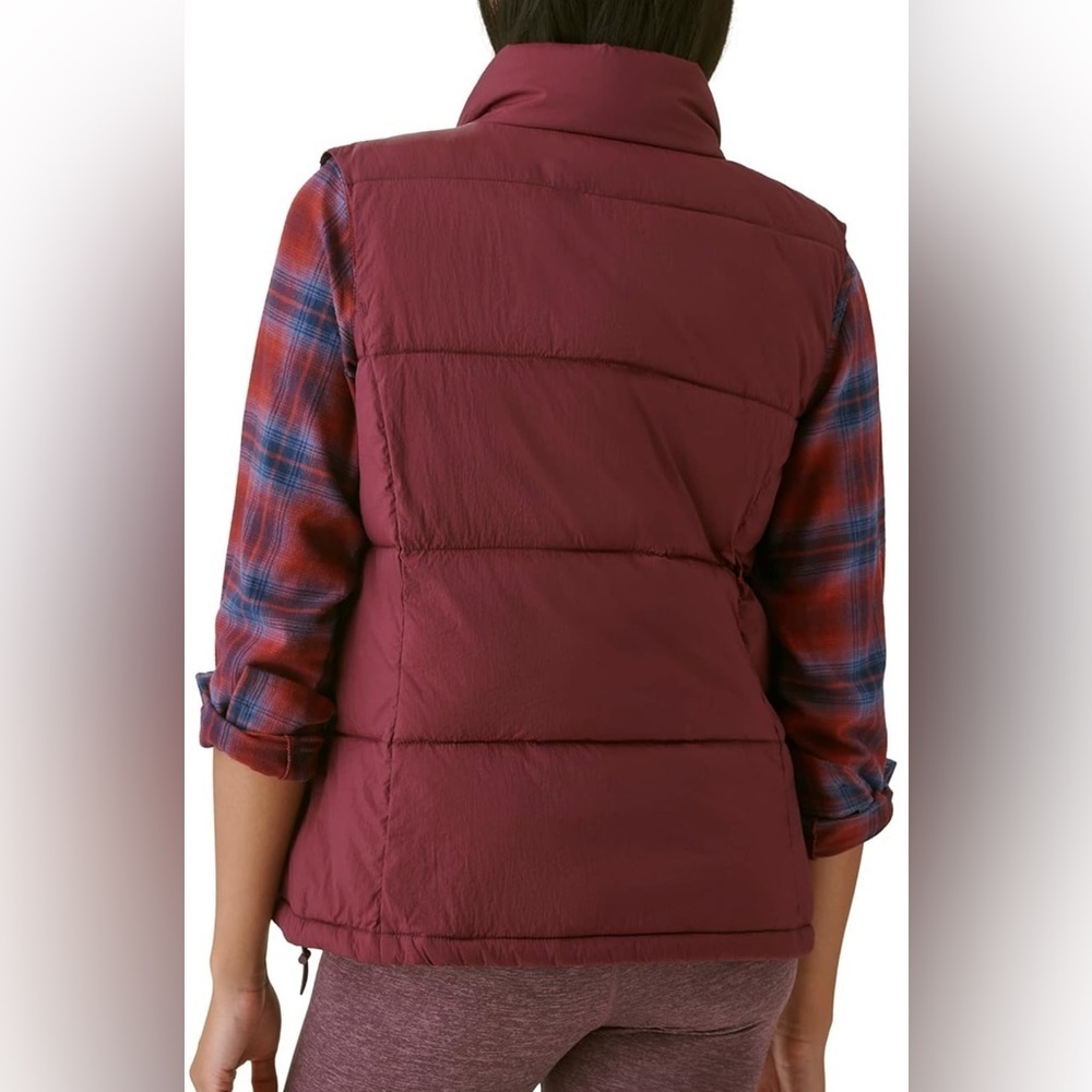 BASS OUTDOOR Women’s Puffer Vest – Quilted Gilet With Front Zipper, FIG, Medium - Picture 3 of 4